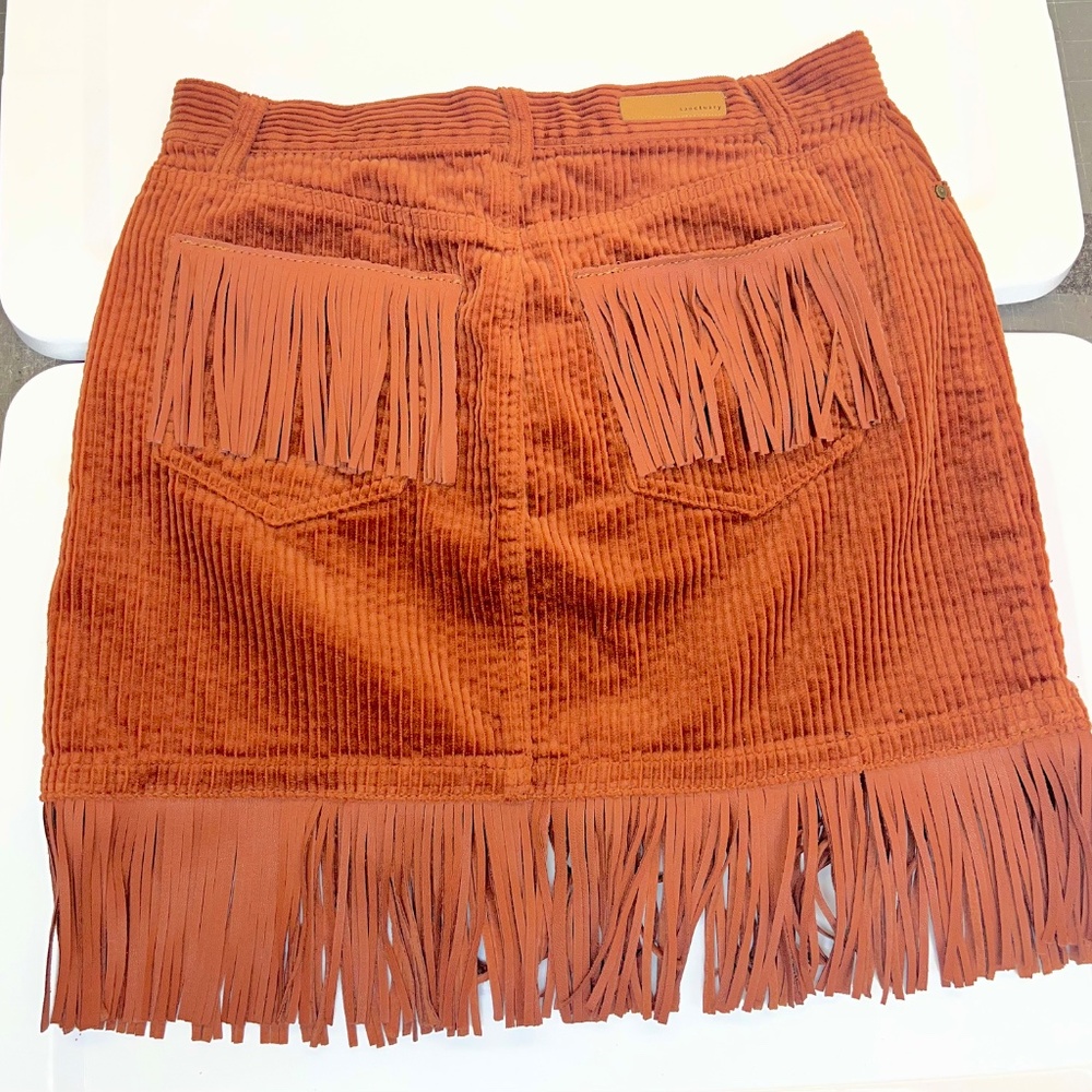 Sanctuary denim burnt orange corduroy skirt w/ added  leather fringe - size 6 - Picture 2 of 11